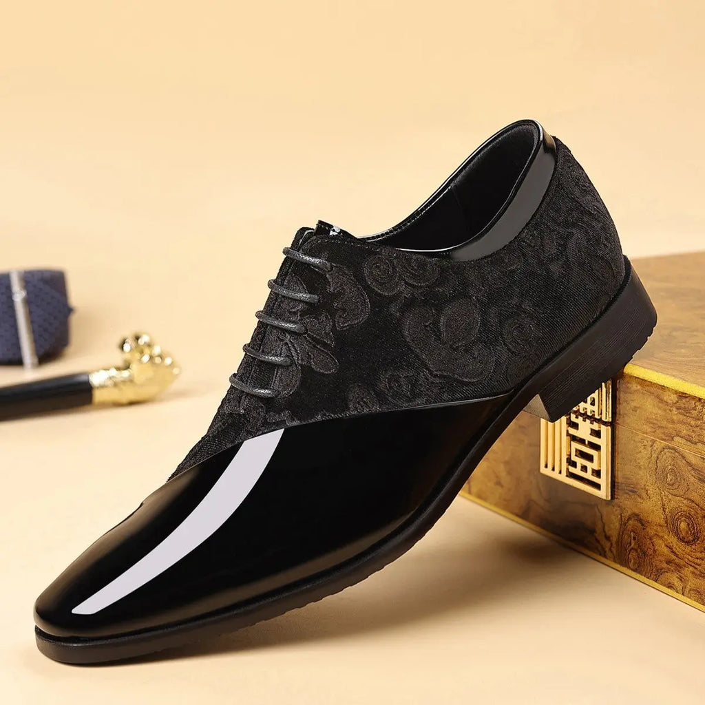Shiny Business Pointed-toe Leather Shoes Raven’s Echo Hoodie