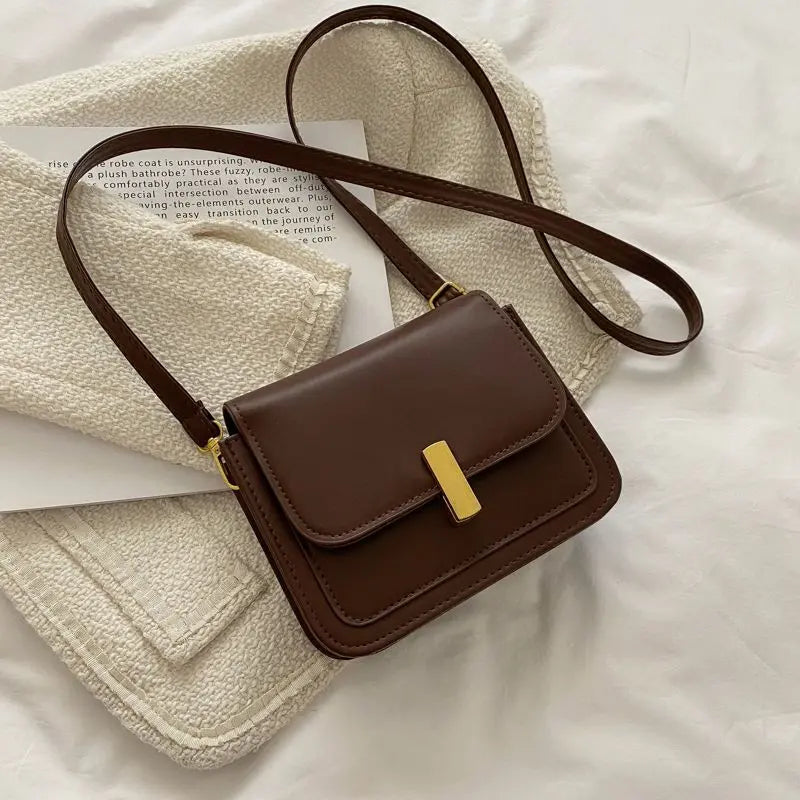 Fashion Shoulder Bag Women's Retro Shoulder Messenger Bag Raven’s Echo Hoodie