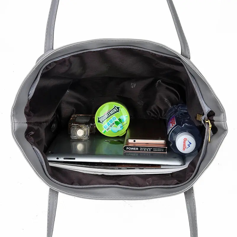 Large-capacity Tote Bag And Handbag Raven’s Echo Hoodie