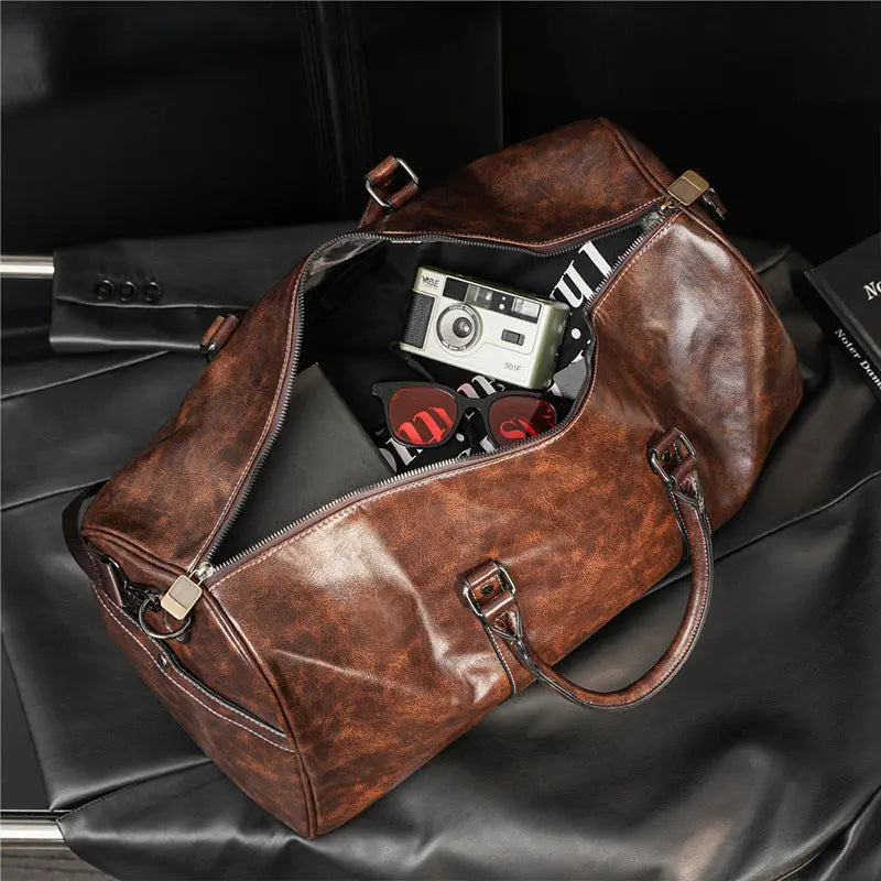 Mens Casual Tote For Fitness And Travel Raven’s Echo Hoodie