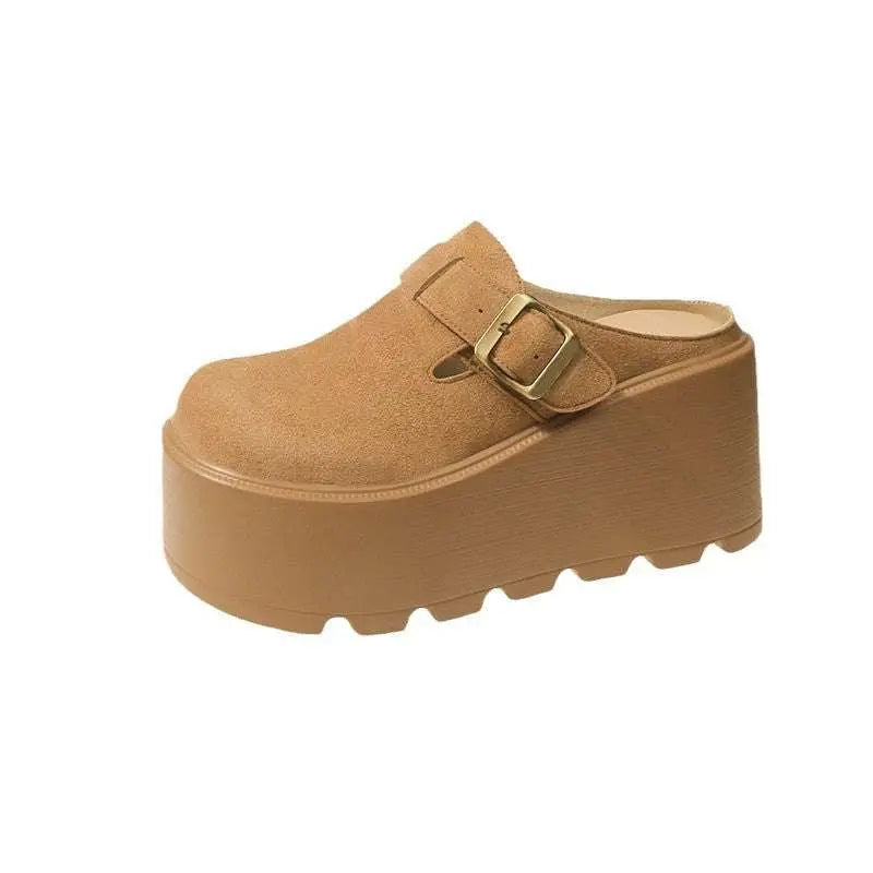 closed toe wedges